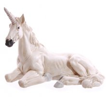 Liegendes Einhorn Gartenornament